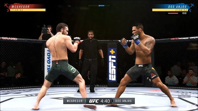 UFC 4 Xbox One e Xbox Series X|S Mídia Digital - Image 2